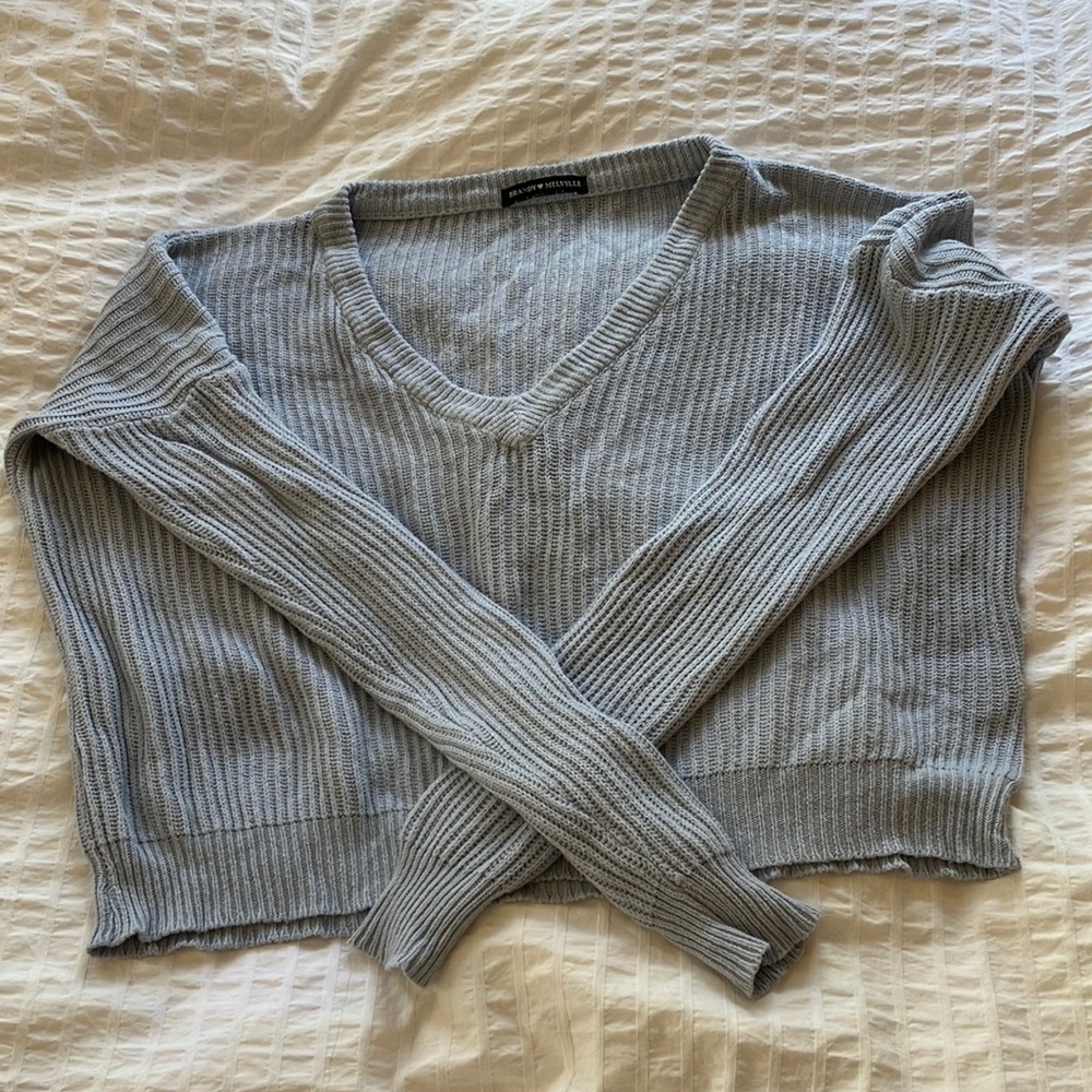 Brandy Melville light blue cropped sweater 💙 S/M